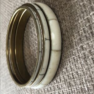 I’m selling 3 costume bracelets